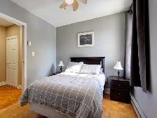 3 Beds 1.5 Baths ALL Included- Short and Long Term - Photo 2