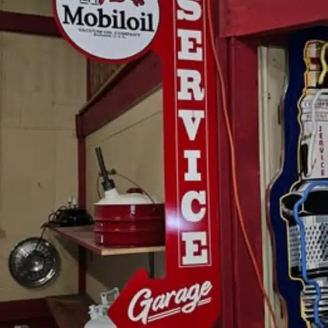 Custom flange signs - Photo 9