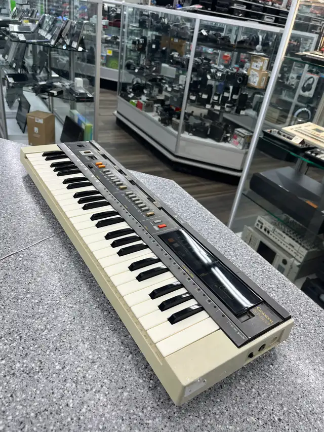 Casiotone MT-800 Keyboard