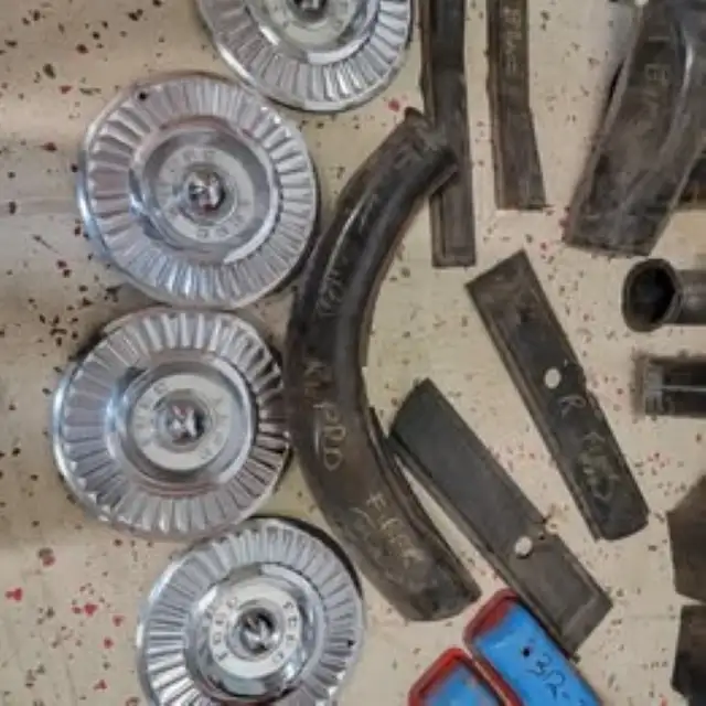 '57 Thunderbird parts - Photo 2