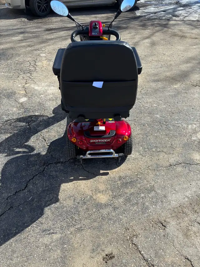 Mobility scooter - Photo 2