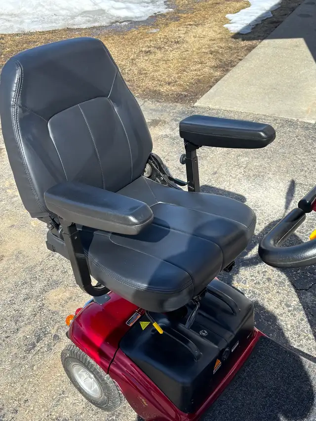 Mobility scooter - Photo 7