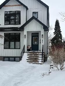 Bachelor Suite in the Crescents Available May.1