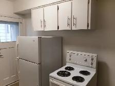 1 BDRM   DEN IN WALKERVILLE FOR RENT - Photo 3
