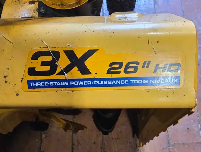 26' cut snowblower - Photo 2