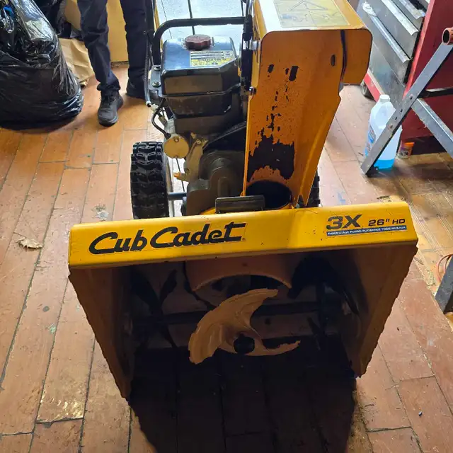 26' cut snowblower - Photo 5