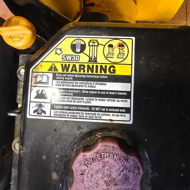 26' cut snowblower - Photo 6