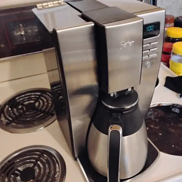 OSTER COFFEE MAKE, REAL NICE STAINLESS ST, CLEAN AND WORKS WELL. - Photo 3