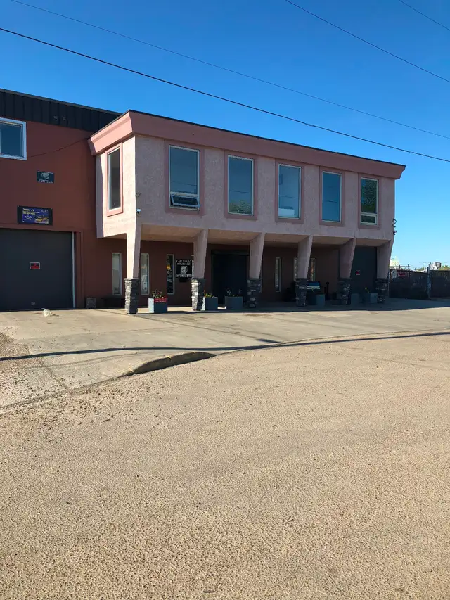 SECURE, CLEAN, HEATED AUTOMOTIVE AND MOTORCYCLE STORAGE - Photo 2