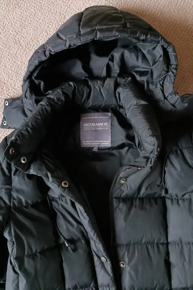 Women's Long Coat - Photo 3