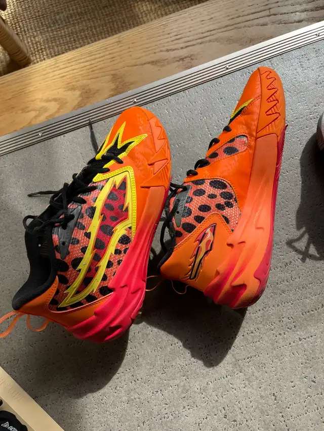 Basketball Shoes - Men’s - Photo 3