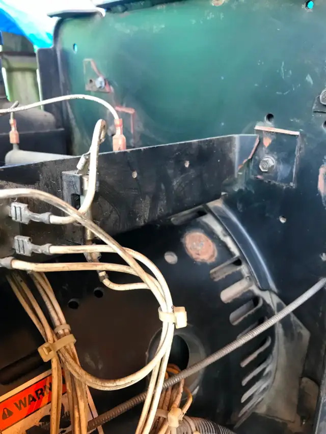 WELDER REPAIRS.  ALL MAKES.   MILLER LINCOLN.   GAS. DIESEL - Photo 3