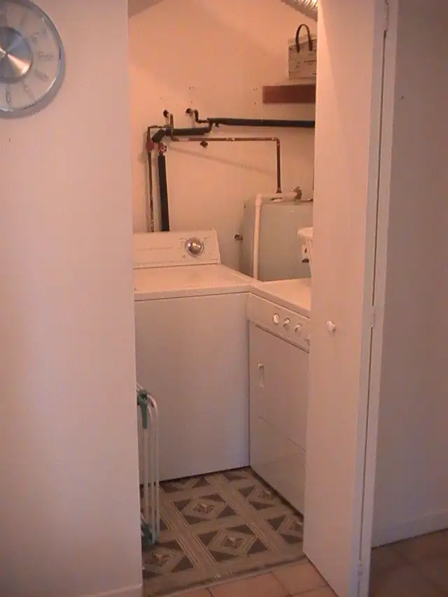 Beau 4 1/2 Vieux Longueuil style condo à louer - Béton - Garage - Photo 10