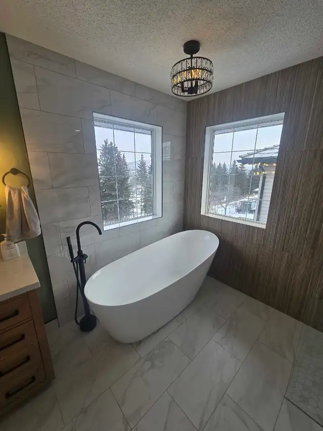 ✨ CALGARY CUSTOM BATHROOM RENOVATIONS ✨ - Photo 3