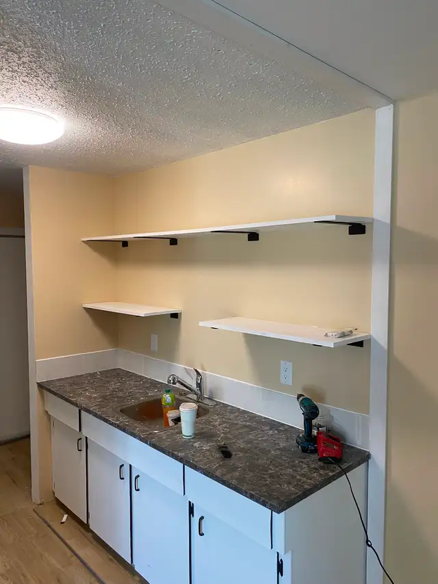 Large, Bright, Renovated 2 BDR Apartment Available May 1