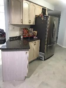 Rooms available for Rent in Oshawa in detached house upper floor - Photo 4