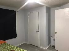 Rooms available for Rent in Oshawa in detached house upper floor - Photo 10