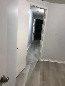 Rooms available for Rent in Oshawa in detached house upper floor - Photo 11