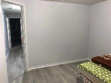 Rooms available for Rent in Oshawa in detached house upper floor - Photo 13