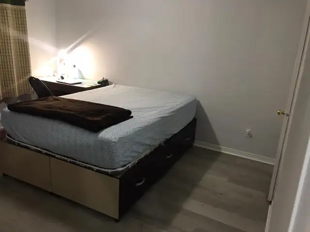 Rooms available for Rent in Oshawa in detached house upper floor - Photo 29