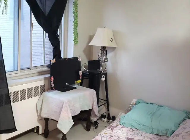 Westmount Studio – 6th Floor – $1,394, 12 Months Free Internet - Photo 6