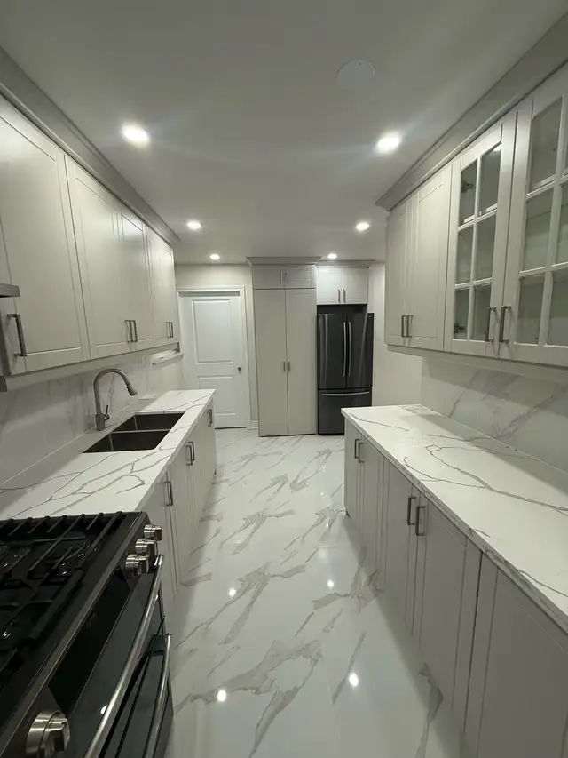 Upper Level House For Rent Finch/Kipling. 4 Bedrooms - Photo 5