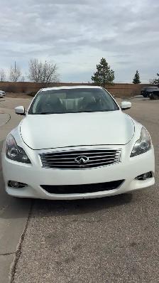2013 Infiniti G37x Coupe 3.7L - Photo 2