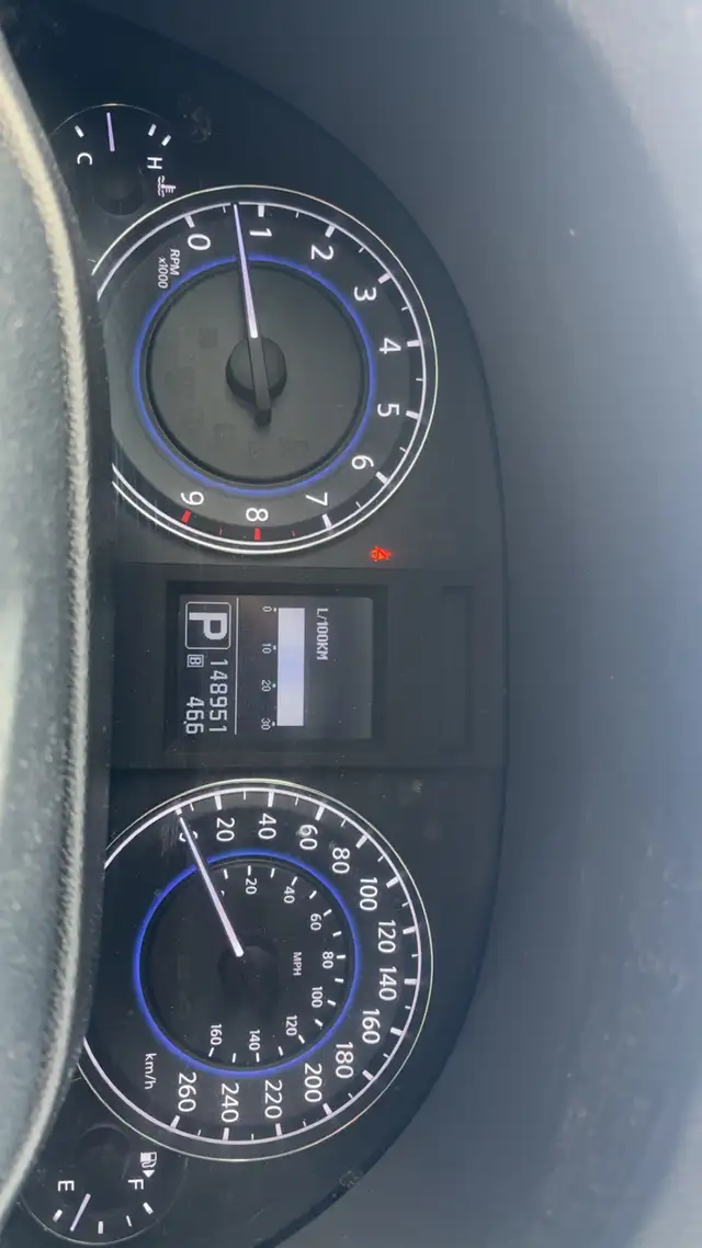 2013 Infiniti G37x Coupe 3.7L - Photo 8