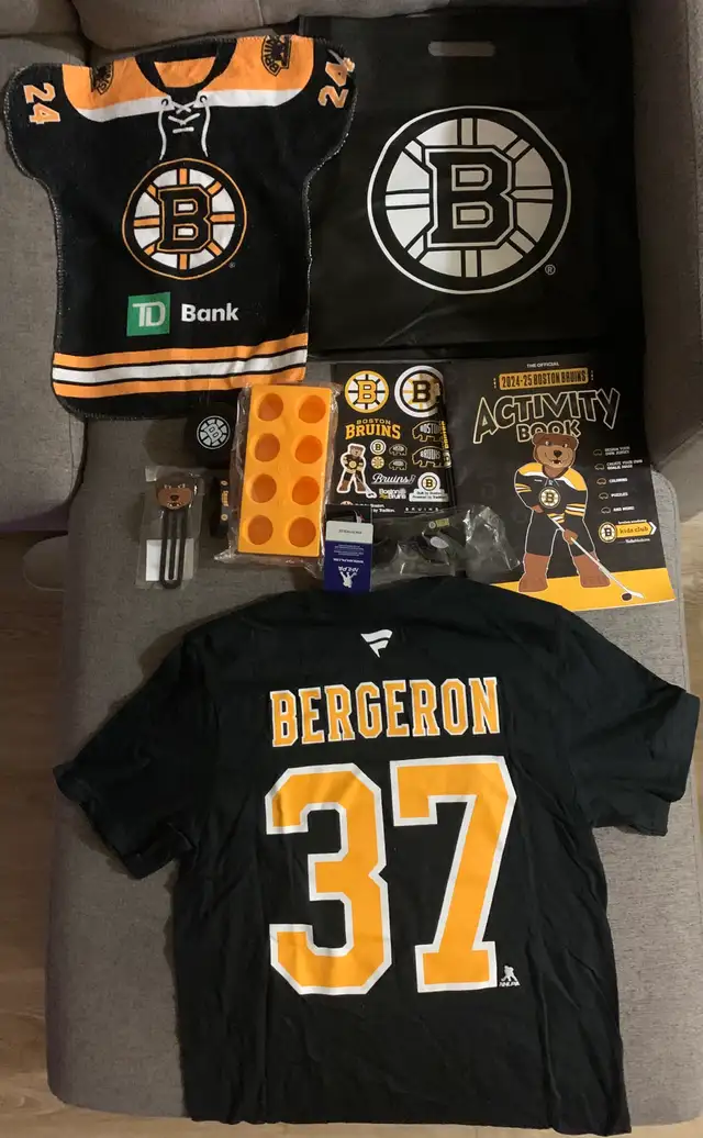 Boston Bruins Academy Kids Club welcome pack for the 2024-25 sea - Photo 5