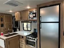 2022 SolAire Ultra Lite 294DBHS