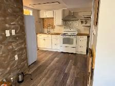 Fabulous 2 Bedroom Fairview Flat - Photo 2