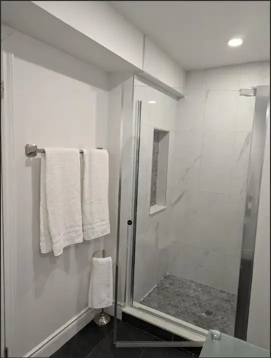 Furnished Private 1-Bed_Apartment_All Included - Photo 8