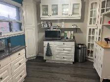 Fully furnished room for girls only in Malton - Photo 5