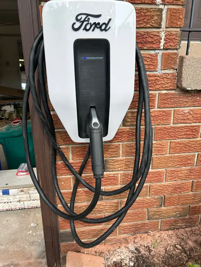 Electrician - Photo 7