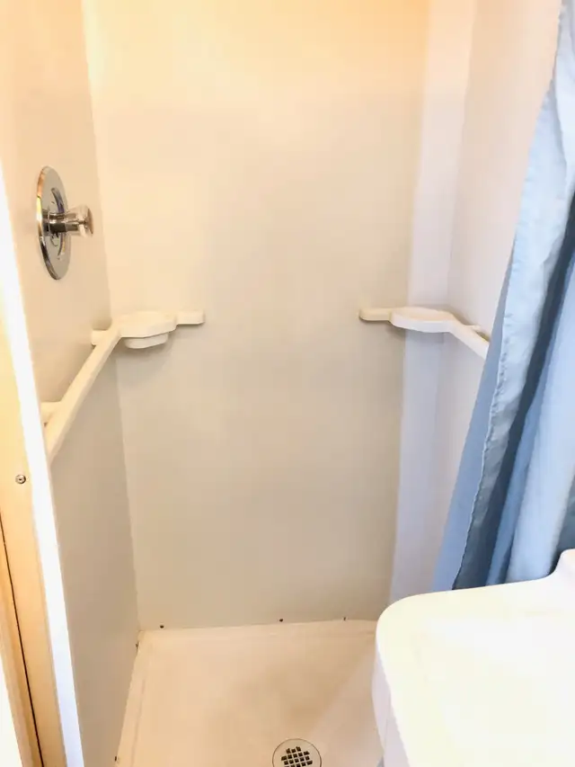 Short and long term rentals in Innisfail Alberta - Photo 6