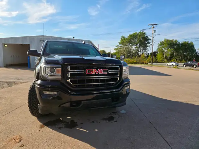 2018 4x4 GMC Sierra Elevation 5.3l 1500 - Photo 3
