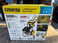 Brand New Champion 3200 PSI power washer with Honda Motor