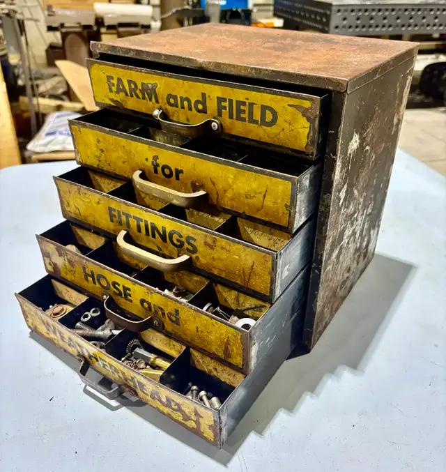 Vintage "Weatherhead" Metal Parts Cabinet (w Hardware Pieces) - Photo 7