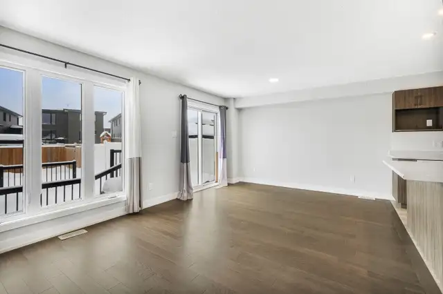 For Rent: 3 Bedroom Townhouse in Morris Village - Photo 7