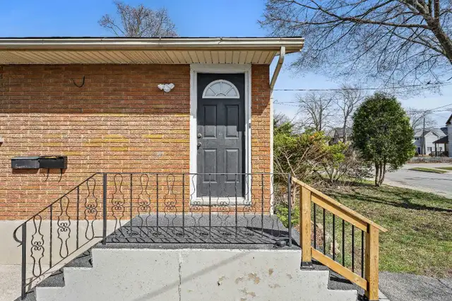 Beautiful 3-Bedroom Apartment for Rent – Downtown Welland - Photo 9