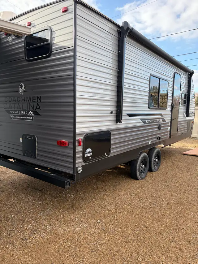 2025 Catalina coachmen  211-bh - Photo 2