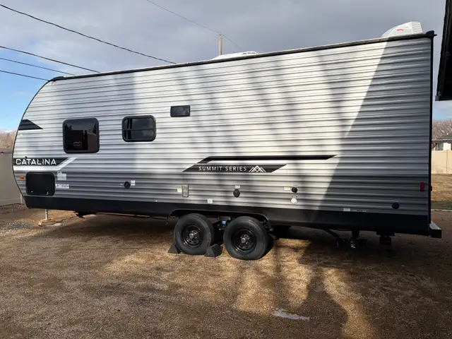 2025 Catalina coachmen  211-bh - Photo 3