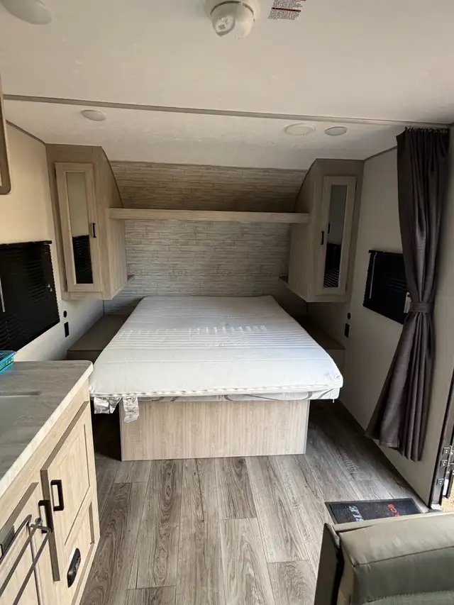 2025 Catalina coachmen  211-bh - Photo 6