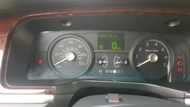 2007/2009 Lincoln Town Car L sedan stretched limo for sale! - Photo 10