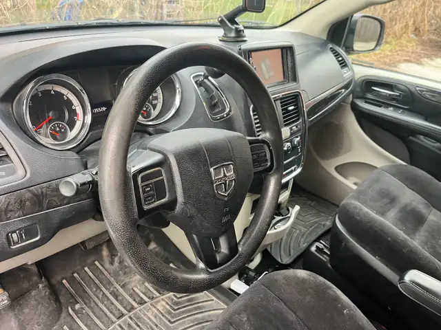 Dodge caravan xle - Photo 7
