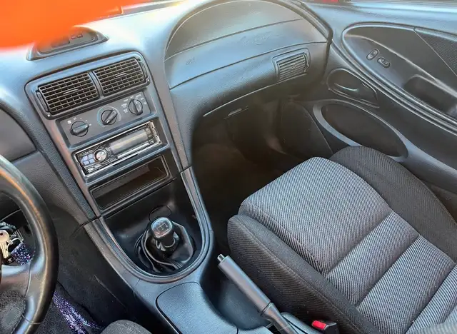 1994 ford mustang - Photo 8
