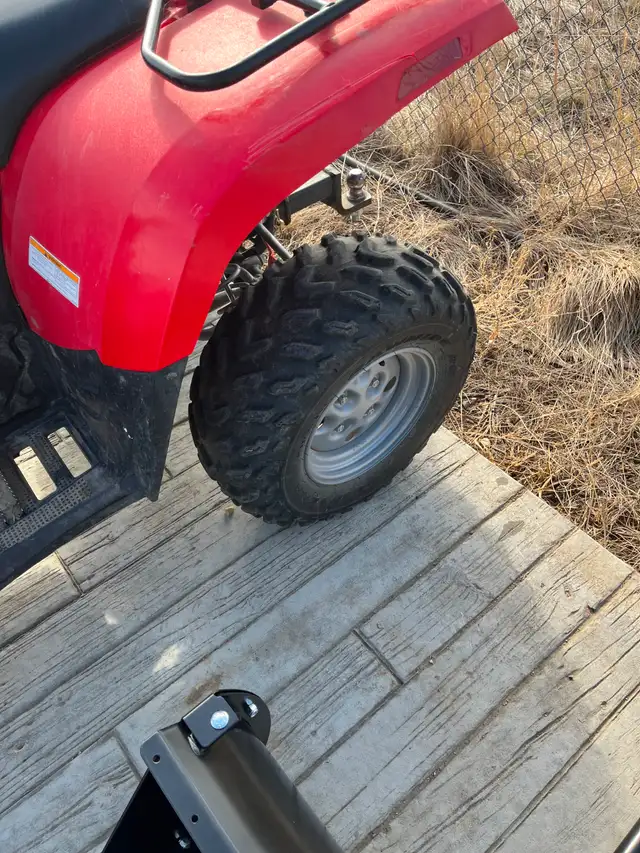 2008 Arctic cat automatic 4x4 ATV and accessories - Photo 6