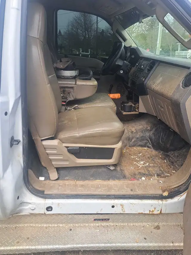 08 ford F250 4x4 6.4 diesel - Photo 4