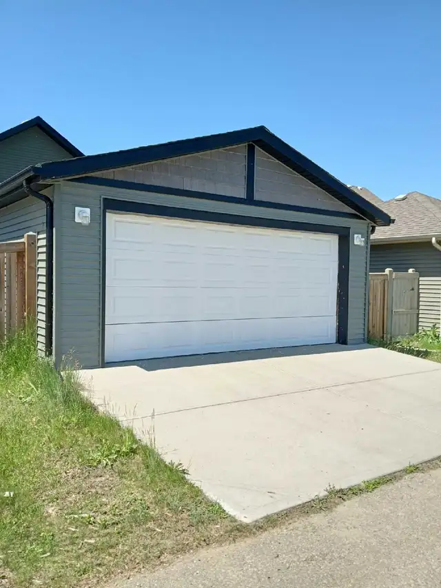 20X20 Garage - Photo 5