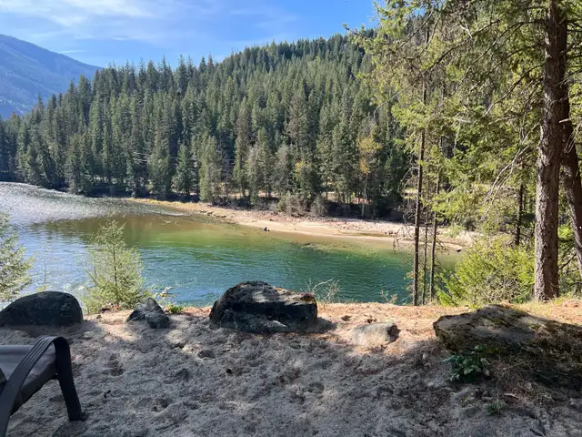 River front house for sale on 7 subdivable acres. - Photo 8